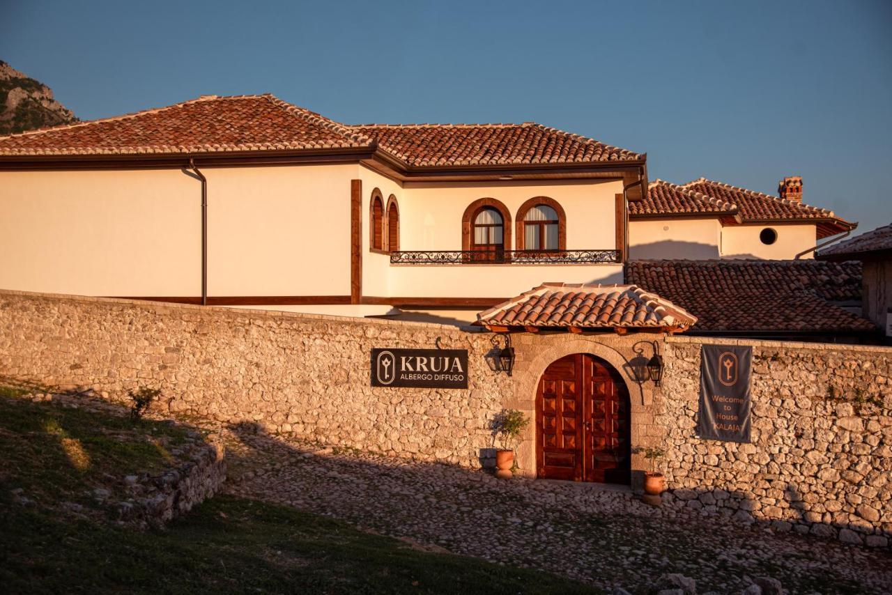 Kruja Albergo Diffuso , Inside Kruja Castle Екстер'єр фото