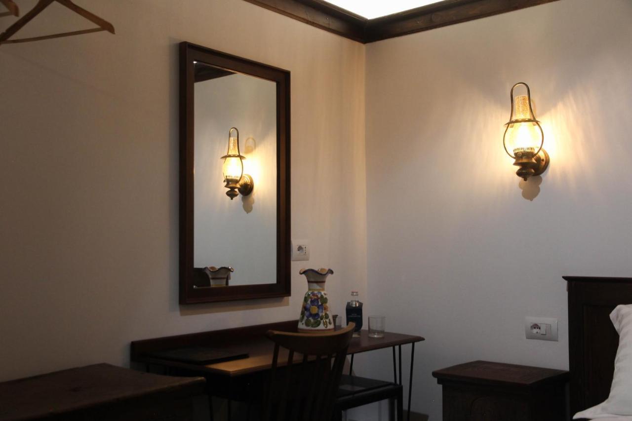 Kruja Albergo Diffuso , Inside Kruja Castle Екстер'єр фото